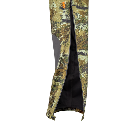 Spika Edge men's Biarri Camo pants close-up of the full-length side leg zip opened at the ankle