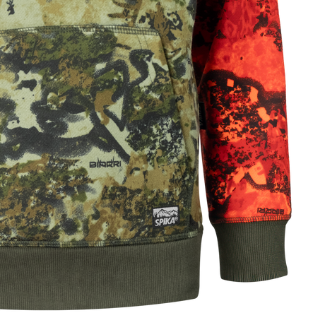 Close-up of the front pocket, Biarri print, hem label and ribbed cuff on the Spika GO Classic V2 kids' hoodie