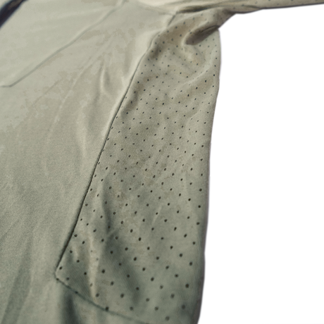 Spika Bandit men's hoodie in Moss Green, close-up of the perforated underarm ventilation panel