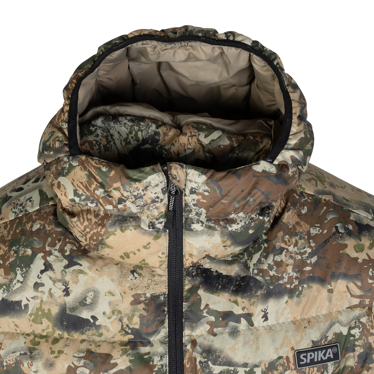 Spika Hideout men's puffer jacket in Biarri Camo, close-up of hood, tan lining and front zip