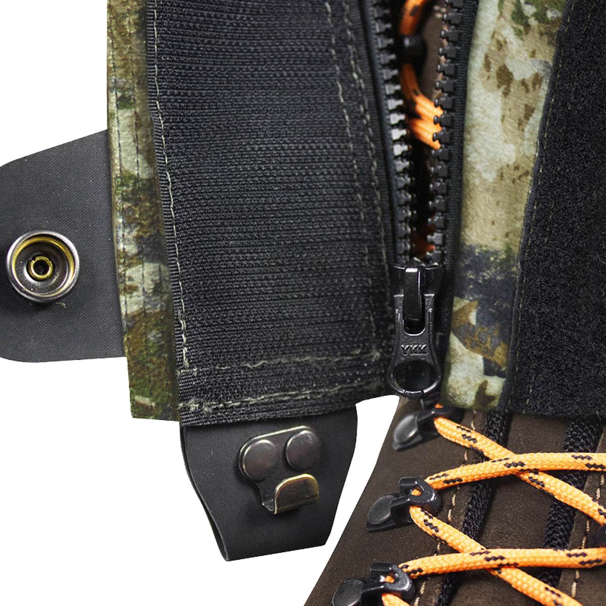 Spika Ranger adult gaiter in Biarri Camo, close-up of the zip, hook-and-loop flap and lace hook