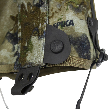Spika Ranger adult gaiter in Biarri Camo, close-up of the lower edge with lace hook and wire