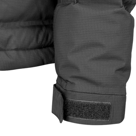 Spika Terra men's puffer jacket in Black, close-up of the hook-and-loop adjustable cuff
